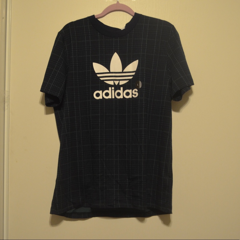 Adidas tee